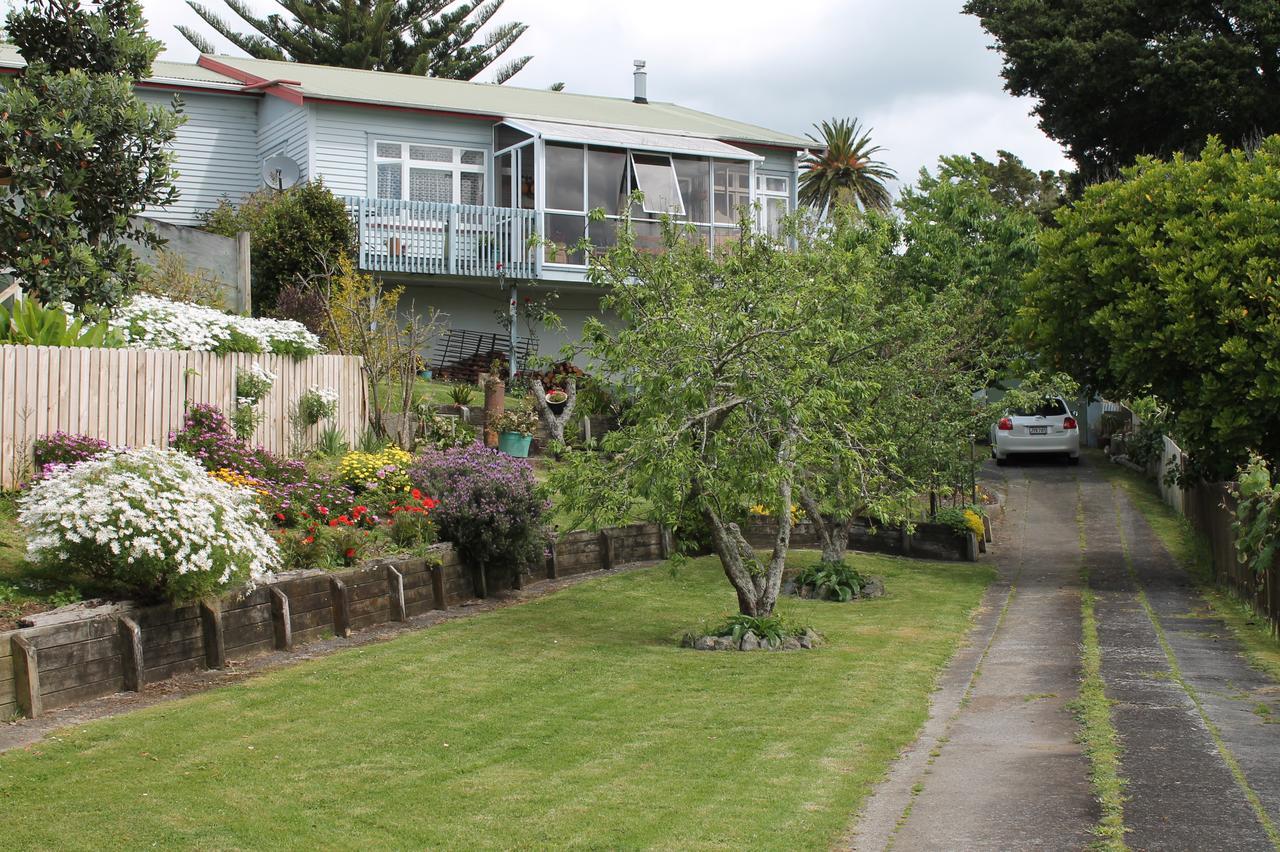 Brockies B N B Bed & Breakfast Rawene Exterior photo